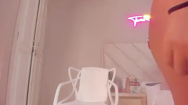 _emily__st on StripChat