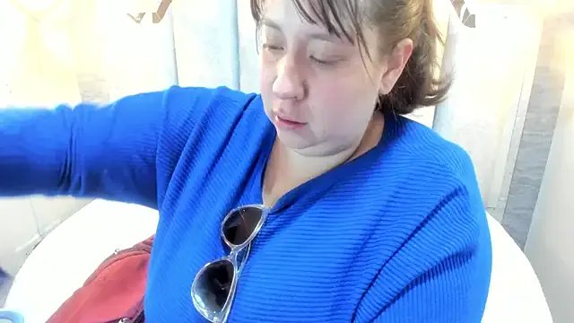 _Emily_rosee_ on StripChat