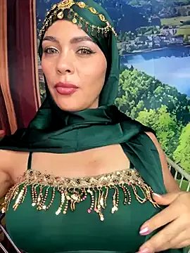 _hafsa_ on StripChat