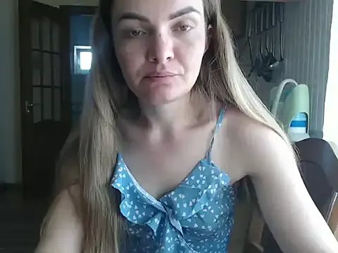 _JustmeHere_ on StripChat