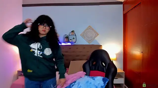 _Lilly_miller on StripChat