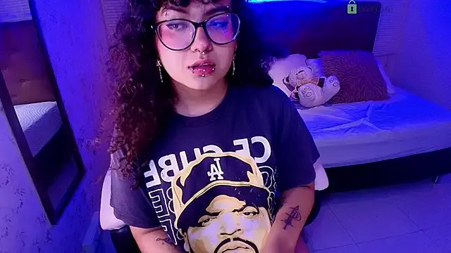 _Lilly_miller on StripChat