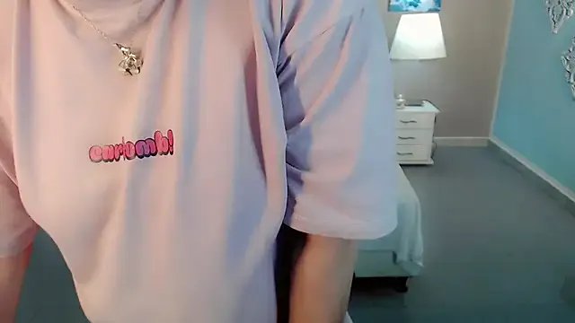 _Maddison_Ivanova_ on StripChat