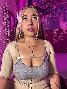 _ManuVeelez on StripChat