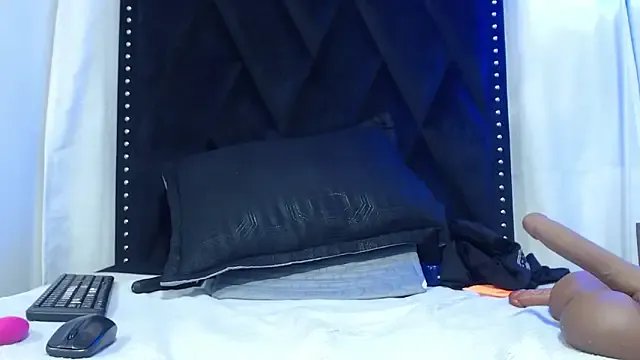 _Marcela__ on StripChat