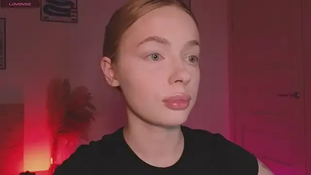 _MayShy_ on StripChat