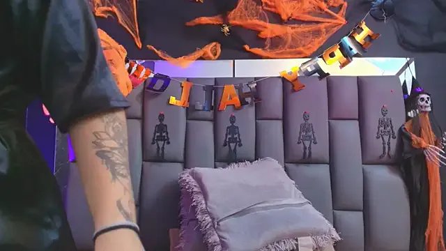 _MiaBrown_ on StripChat