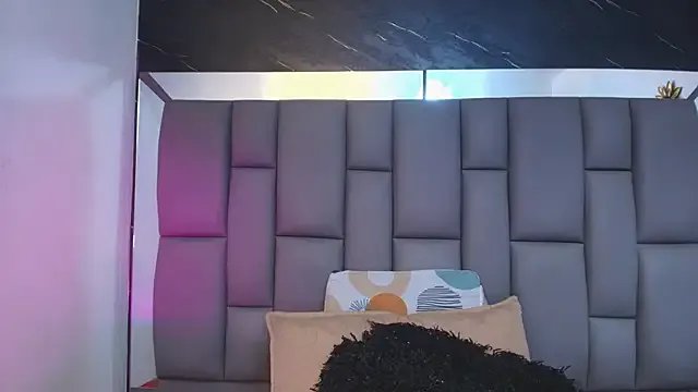 _MiaBrown_ — control lush 2 minutes