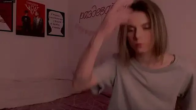 _ni_kiss on StripChat