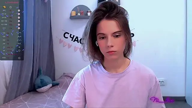 _ni_kiss on StripChat