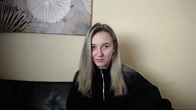 _Nicole_new on StripChat