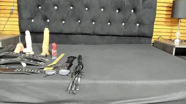 _nicolesweet on StripChat