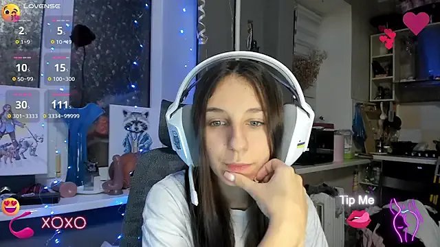 _Nika_Kik on StripChat