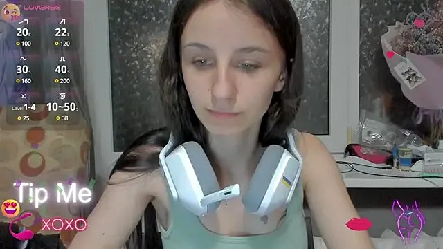 _Nika_Kik on StripChat