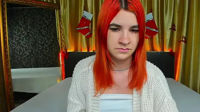 _Polly_Love_ on StripChat