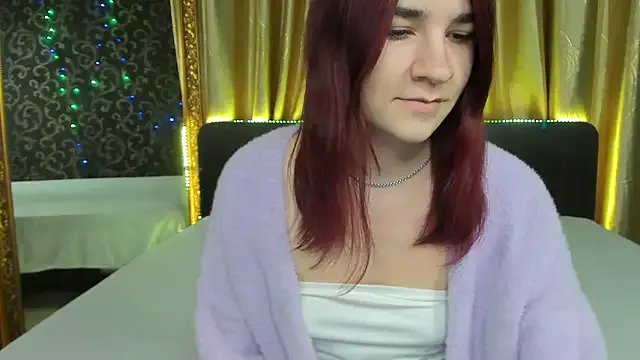 _Polly_Love_ on StripChat