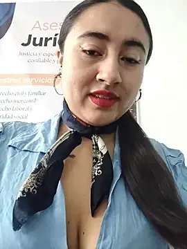 _Sarah-Office1 on StripChat