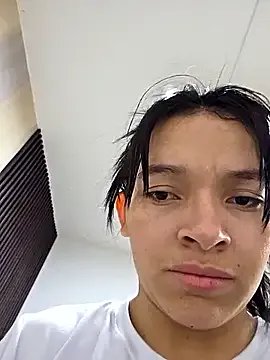 _shantal_smith on StripChat