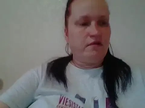 _squirty_cum_lady_ on StripChat