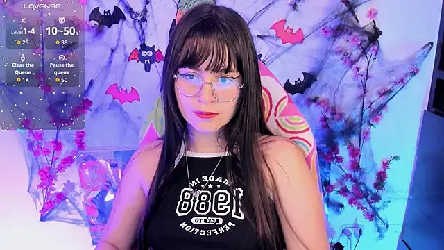 _urcutekitty on StripChat