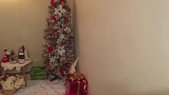 _Victoria_Collins on StripChat