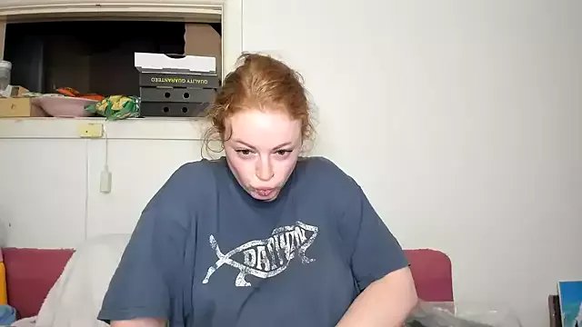 aaprill on StripChat