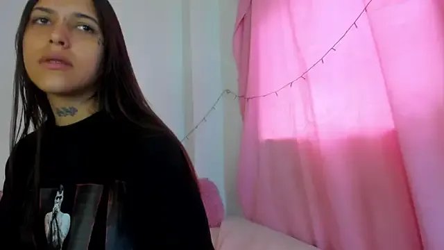 Abby_roussee on StripChat