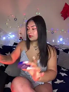 AbrilAw on StripChat