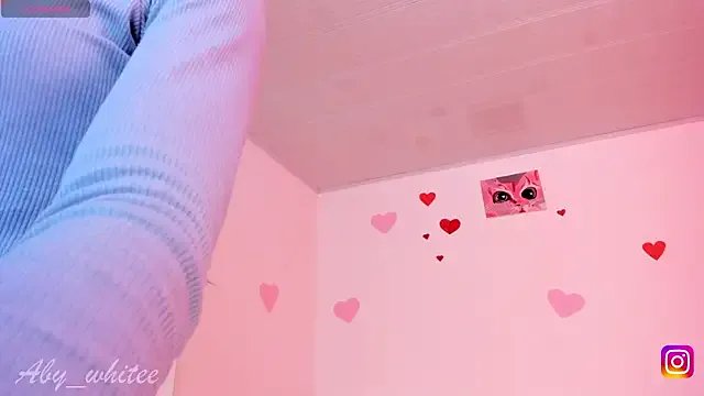 AbyWhitee on StripChat