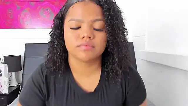 Adams_Cloe on StripChat