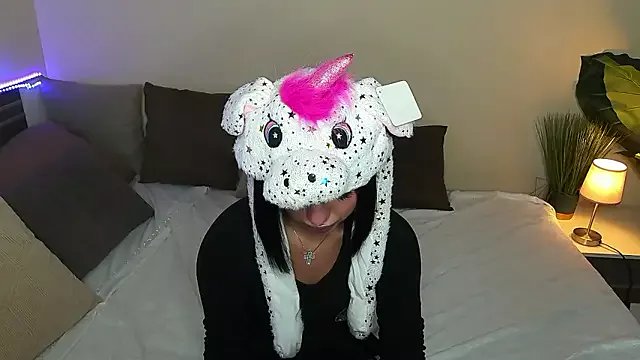 Freechat AddictedSabi on StripChat