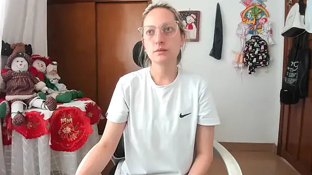 Adele_johnsonn1 on StripChat