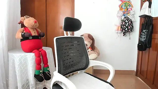 Adele_johnsonn1 on StripChat