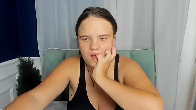 AdeleCruz on StripChat