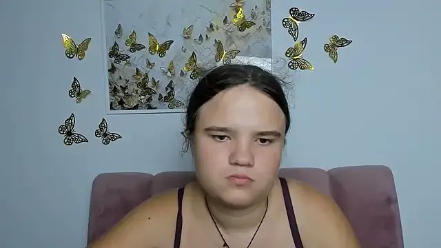 AdeleCruz on StripChat