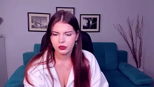 AdeliaKiss on StripChat