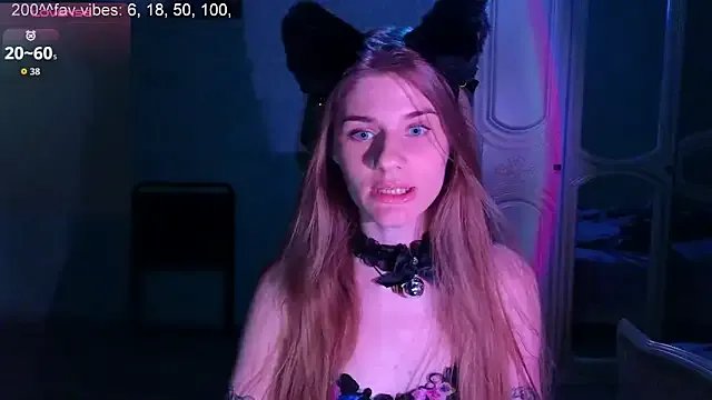 Adell_Love on StripChat