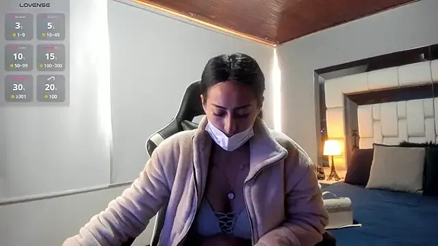 Adhara7 on StripChat