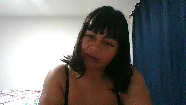 adri89-g on StripChat