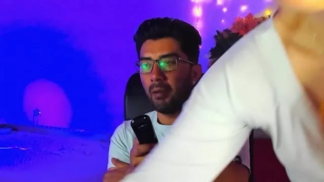 adriana71 on StripChat