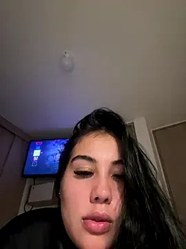 Freechat adrianalobo on StripChat