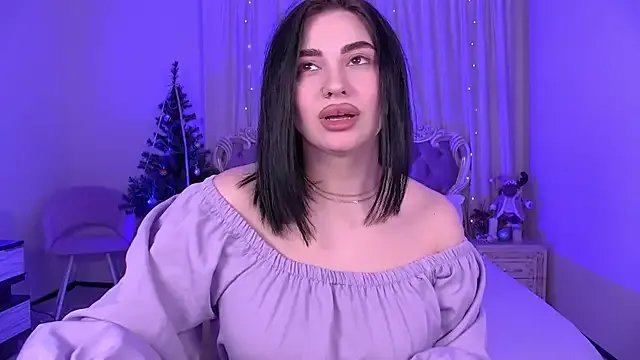 AdrianaTorres on StripChat