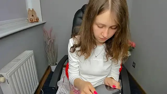 Afina_Youngful on StripChat