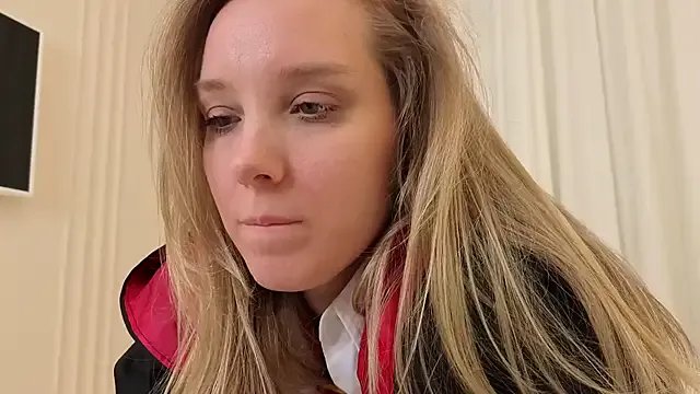 AIicaparkerc on StripChat