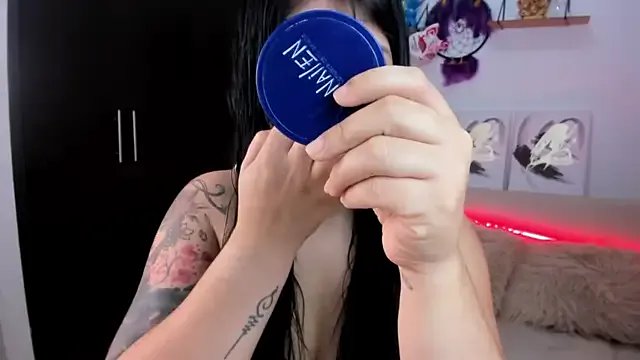 AilynRed on StripChat