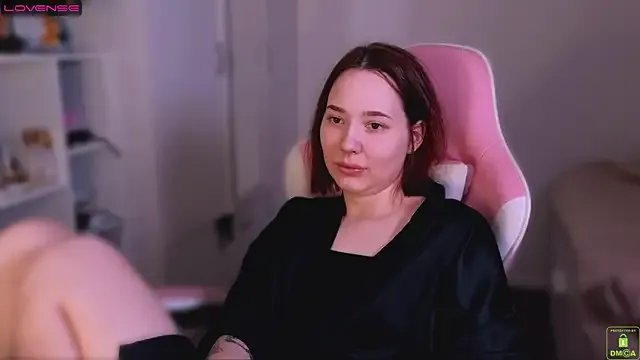 Airyhill on StripChat