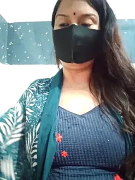 Aishwaryaa_69 on StripChat