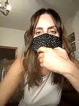 Freechat Akemi_rossi on StripChat