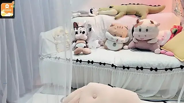 AKiKi711 on StripChat