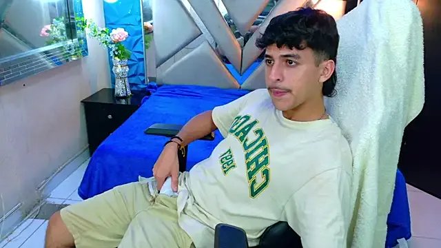 Alan_Del_Reyx on StripChat